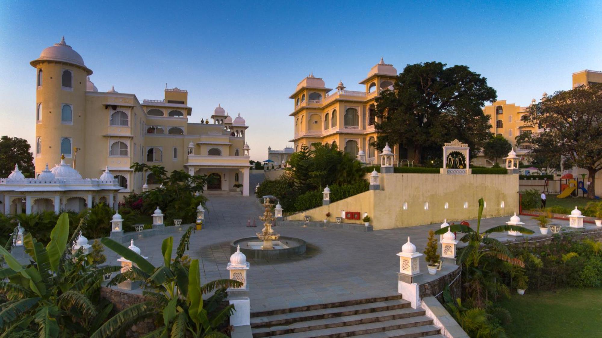 The Everest Hill Resort Kumbhalgarh Exterior foto